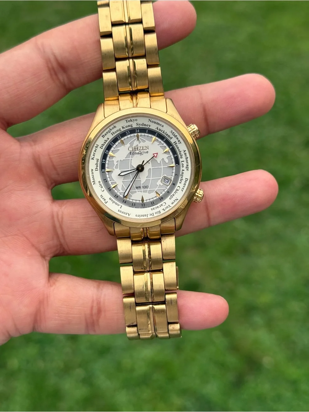 Citizen Gold-Tone Calibre 6000 World Time Dial Watch with White Face men’s watch